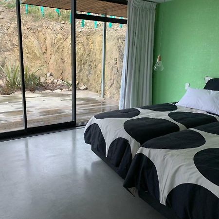 オマルー Secluded Getawayヴィラ エクステリア 写真
